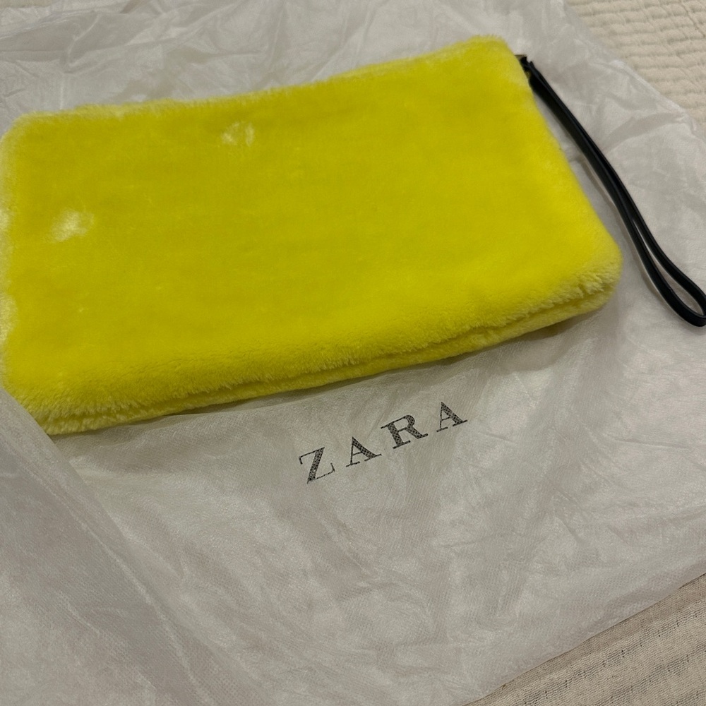Faux fur clutch/wristlet